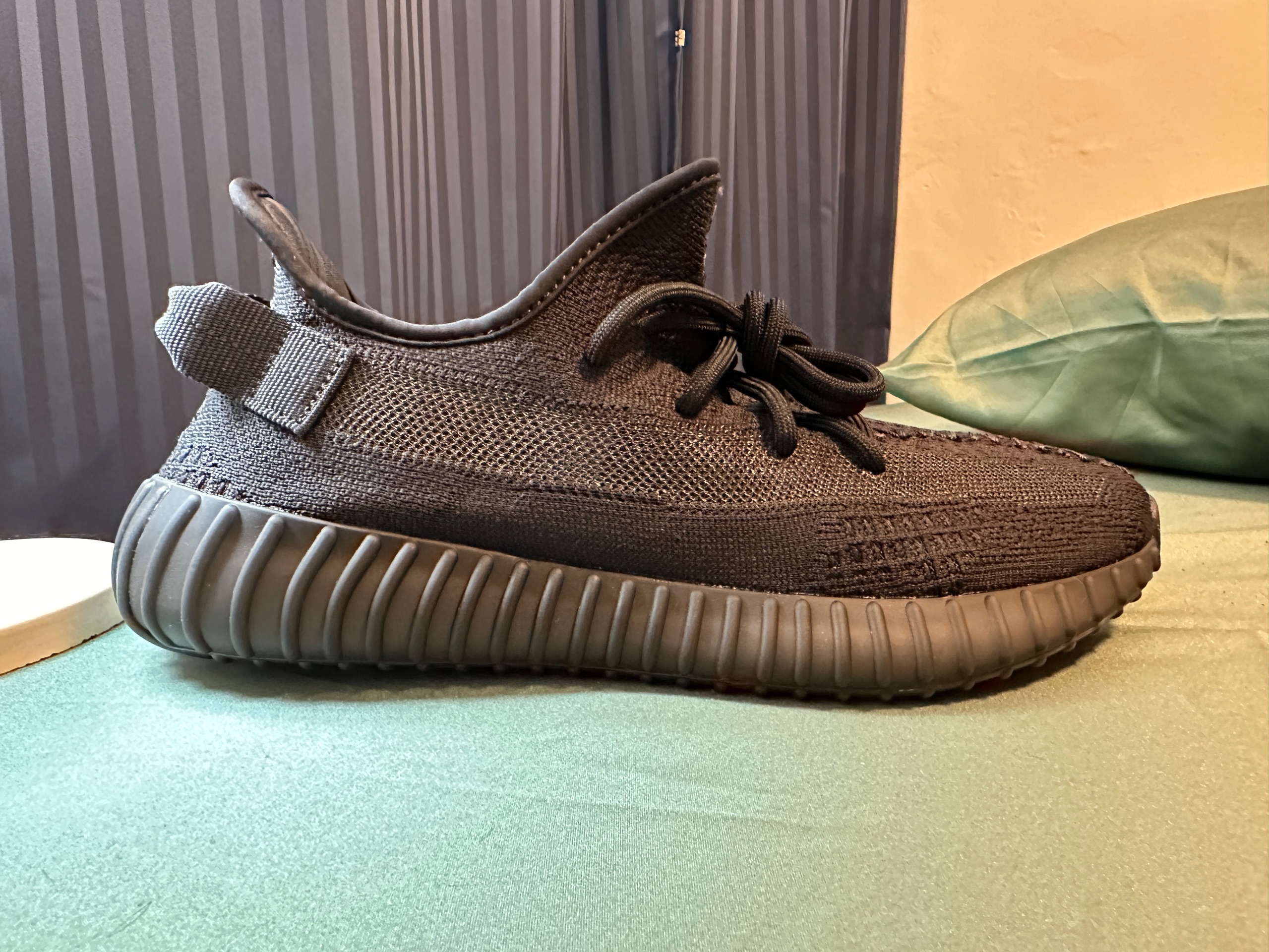 yeezy app