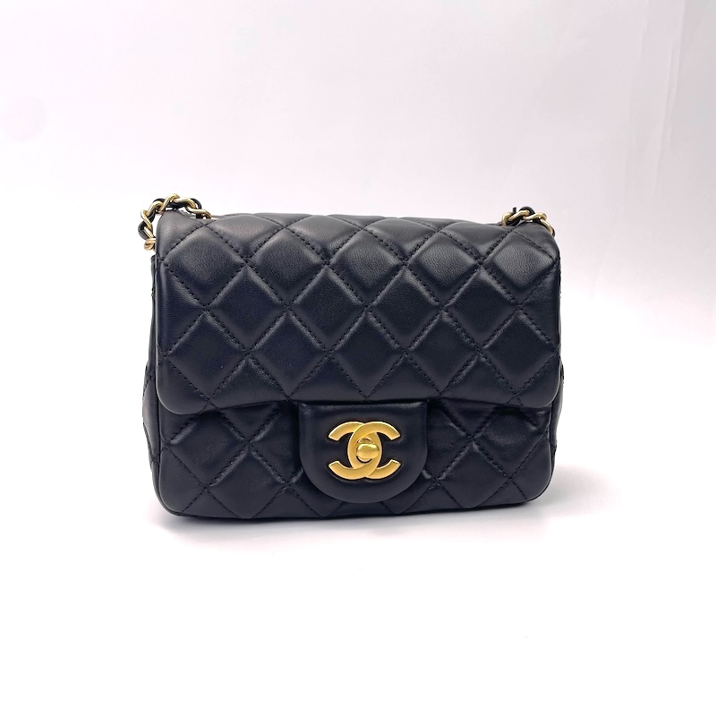 鑑定 Chanel (シャネル) 高級ブランドバッグ Cerf Tote - 鑑定サービス